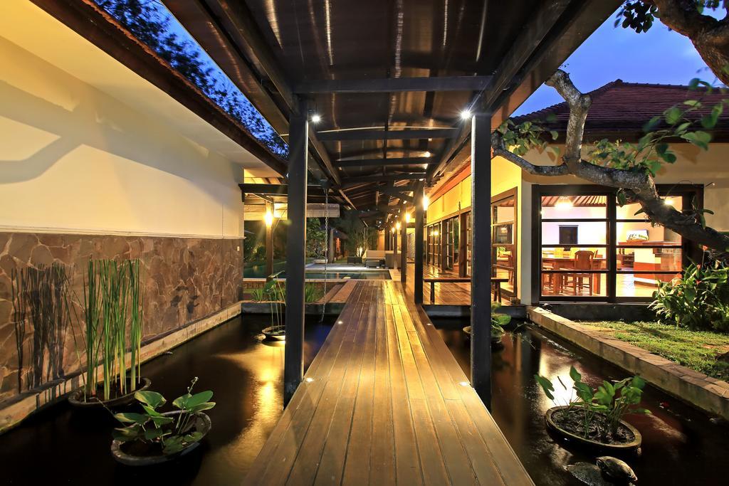 Acacias Villa Seminyak (Bali)